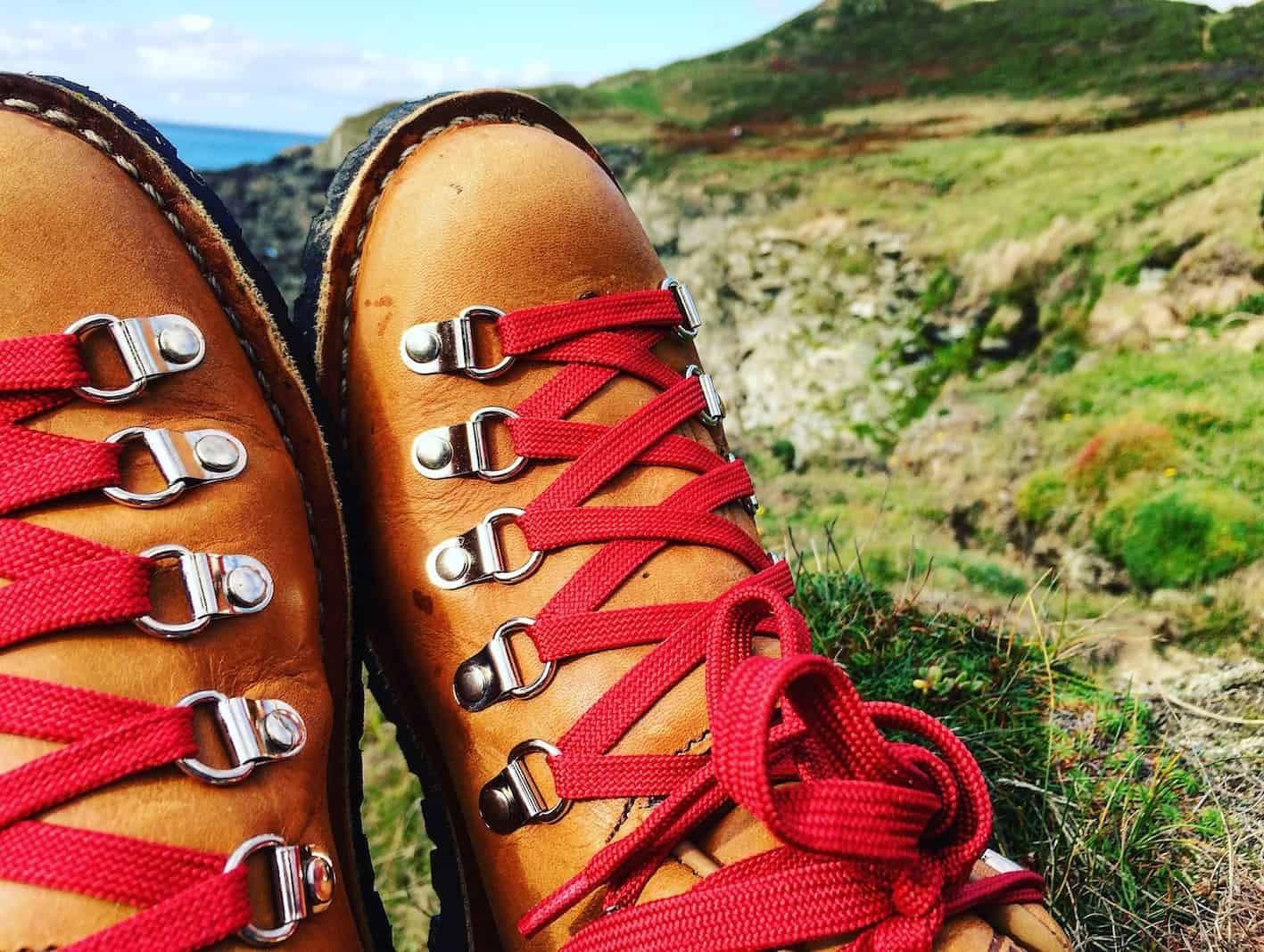 vintage hiking boots red laces
