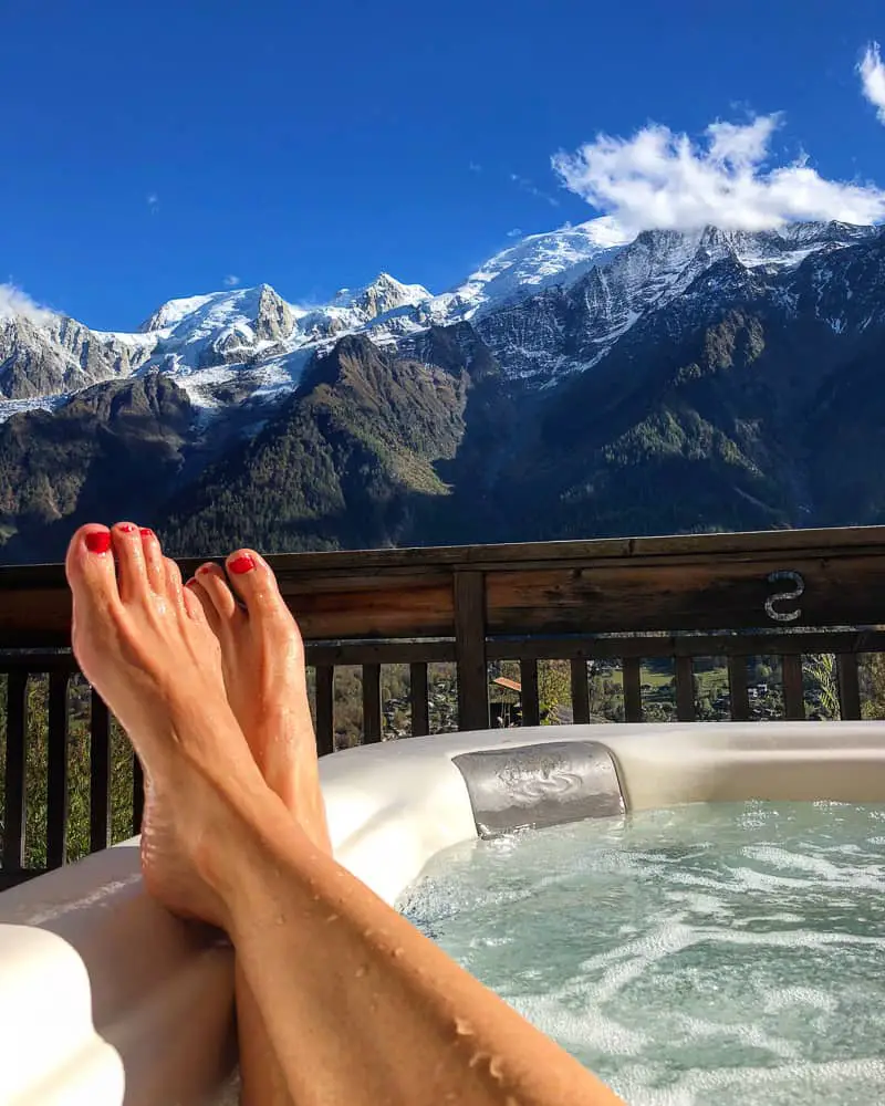 yoga retreat in France hot tub
