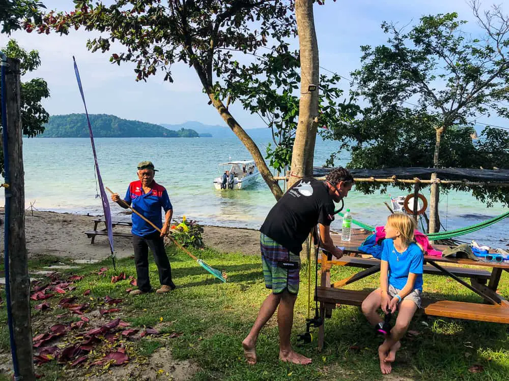 learn to dive borneo