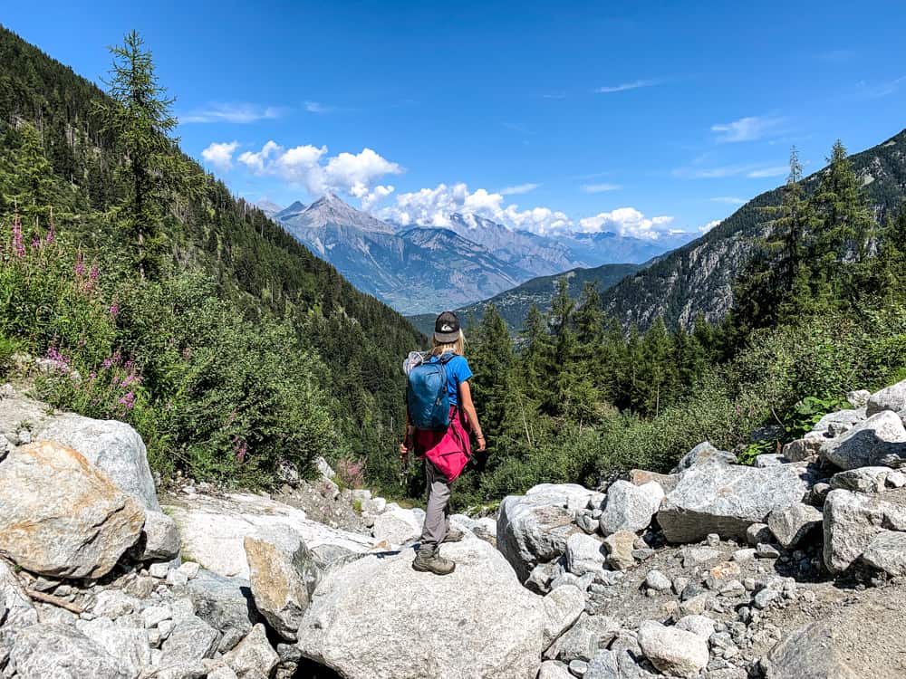 how to hike the tour du mont blanc
